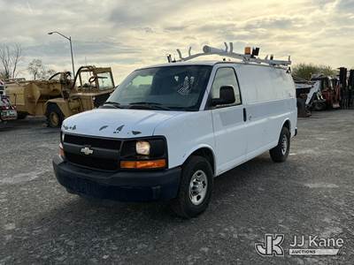 2011 Chevrolet Express G2500 Cargo Van