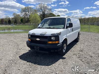2011 Chevrolet Express G2500 Cargo Van