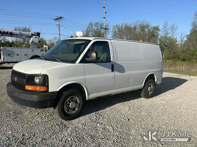 2011 Chevrolet Express G2500 Cargo Van