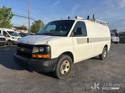 2012 Chevrolet Express G2500 Cargo Van