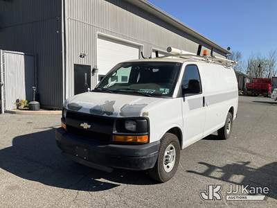 2011 Chevrolet Express G2500 Cargo Van