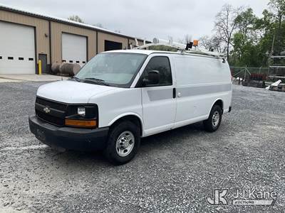 2011 Chevrolet Express G2500 Cargo Van