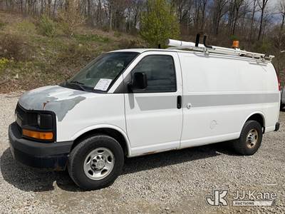 2011 Chevrolet Express G2500 Cargo Van