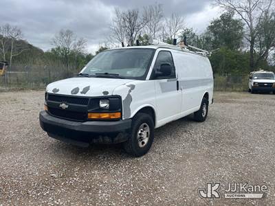 2011 Chevrolet Express G2500 Cargo Van