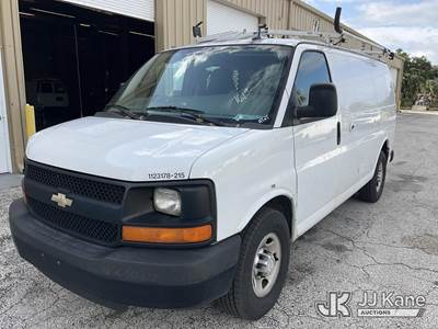 2015 Chevrolet Express G2500 Cargo Van