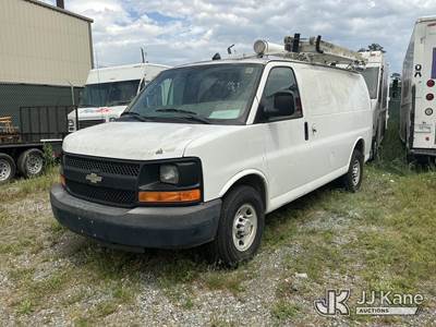 2013 Chevrolet Express G2500 Cargo Van