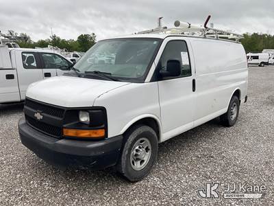 2013 Chevrolet Express G2500 Cargo Van