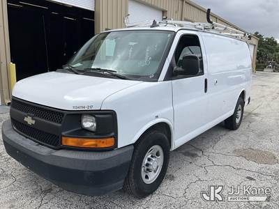 2017 Chevrolet Express G2500 Cargo Van