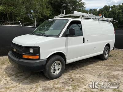 2016 Chevrolet Express G2500 Cargo Van