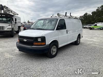 2013 Chevrolet Express G2500 Cargo Van