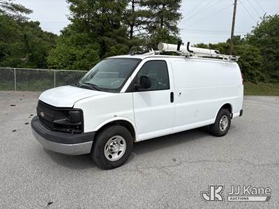 2014 Chevrolet Express G2500 Cargo Van