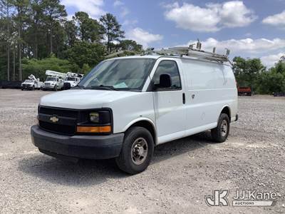 2015 Chevrolet Express G2500 Cargo Van