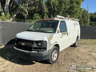 2011 Chevrolet Express G2500 Cargo Van