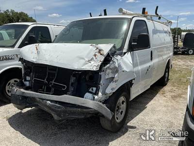 2011 Chevrolet Express G2500 Cargo Van