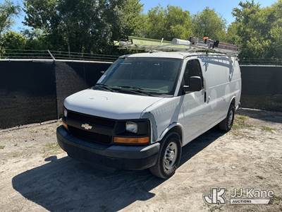 2011 Chevrolet Express G2500 Cargo Van