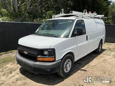 2015 Chevrolet Express G2500 Cargo Van