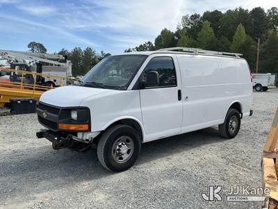 2011 Chevrolet Express G2500 Cargo Van