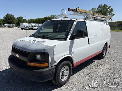 2011 Chevrolet Express G2500 Cargo Van