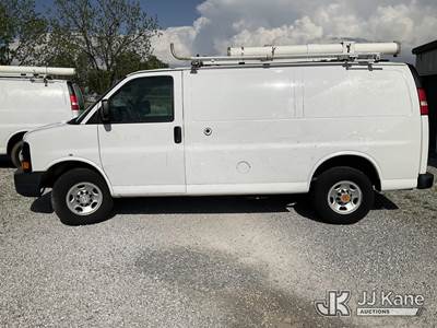 2015 Chevrolet Express G2500 Cargo Van