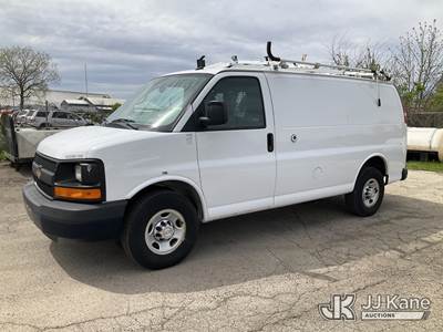 2015 Chevrolet Express G2500 Cargo Van