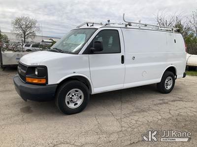 2015 Chevrolet Express G2500 Cargo Van