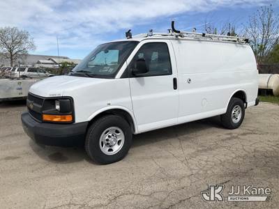 2015 Chevrolet Express G2500 Cargo Van