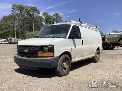 2013 Chevrolet Express G2500 Cargo Van