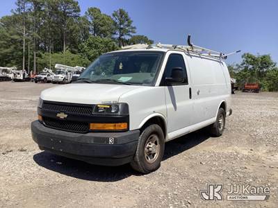 2018 Chevrolet Express G2500 Cargo Van