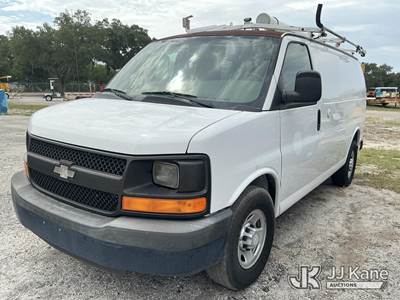 2013 Chevrolet Express G2500 Cargo Van