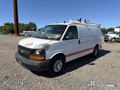 2011 Chevrolet Express G2500 Cargo Van