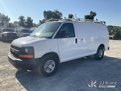 2015 Chevrolet Express G2500 Cargo Van