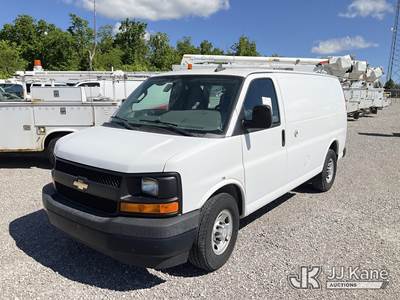 2017 Chevrolet Express G2500 Cargo Van