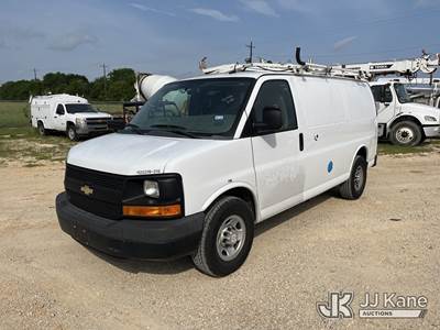 2015 Chevrolet Express G2500 Cargo Van