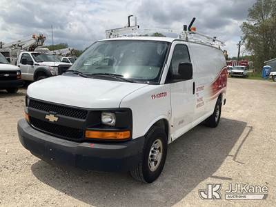 2012 Chevrolet Express G2500 Cargo Van