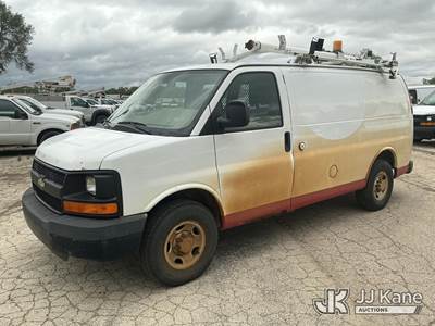 2009 Chevrolet Express G2500 Cargo Van