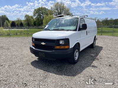 2015 Chevrolet Express G2500 Cargo Van