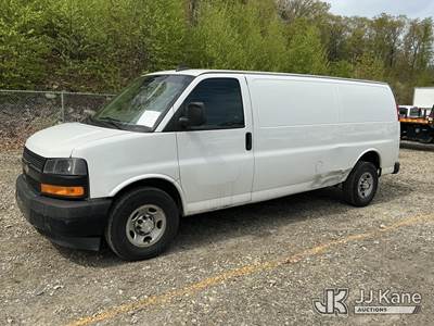 2019 Chevrolet Express G2500 Extended Cargo Van