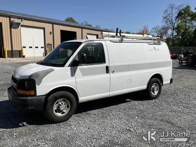 2011 Chevrolet Express G2500 Cargo Van