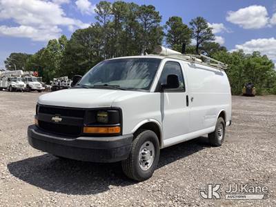 2013 Chevrolet Express G2500 Cargo Van