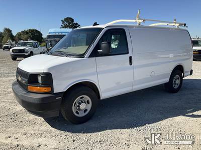2017 Chevrolet Express G2500 Cargo Van