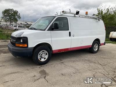 2009 Chevrolet Express G2500 Cargo Van