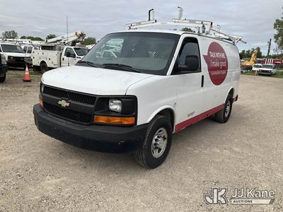 2011 Chevrolet Express G2500 Cargo Van