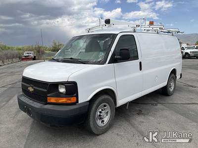 2016 Chevrolet Express G2500 Cargo Van