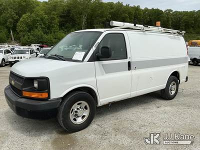 2011 Chevrolet Express G2500 Cargo Van