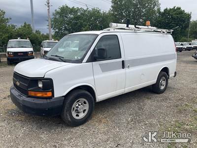2011 Chevrolet Express G2500 Cargo Van