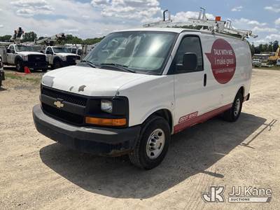 2011 Chevrolet Express G2500 Cargo Van