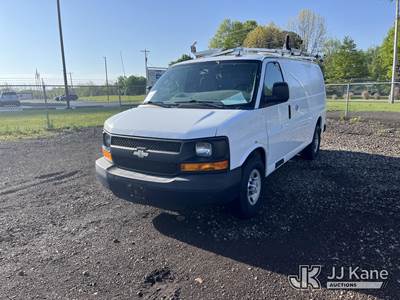 2015 Chevrolet Express G2500 Cargo Van