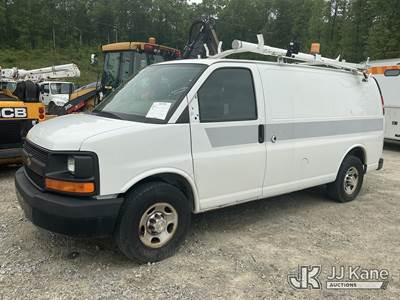2011 Chevrolet Express G2500 Cargo Van