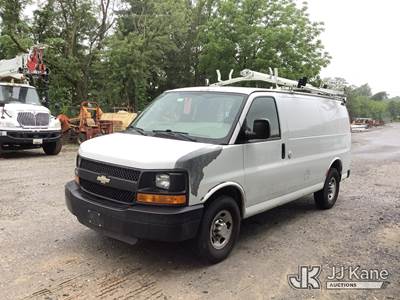 2011 Chevrolet Express G2500 Cargo Van