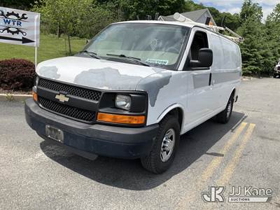 2011 Chevrolet Express G2500 Cargo Van